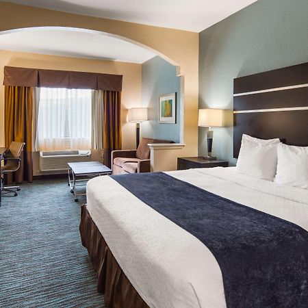 Best Western Plus Northwest Inn & Suites Хюстън Екстериор снимка